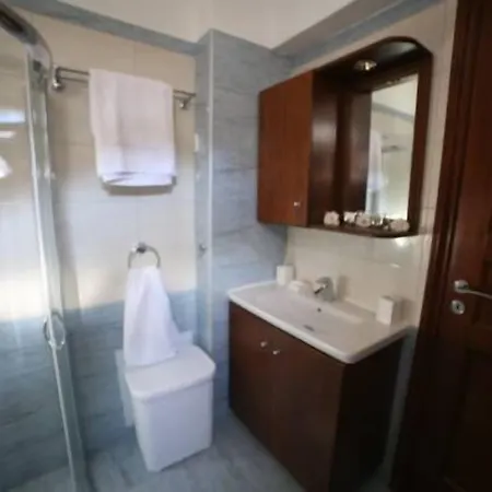 Ionion Fos Apartmanhotel Nikiána