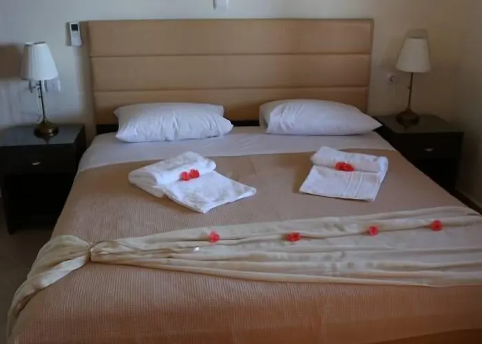 Aparthotel Ionion Fos 4*