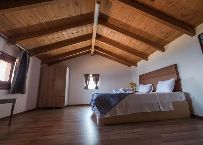 Aparthotel Ionion Fos