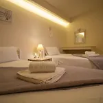 Ionion Fos 公寓式酒店 4*