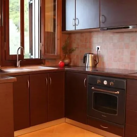 Ionion Fos Hotel de apartamente 4*