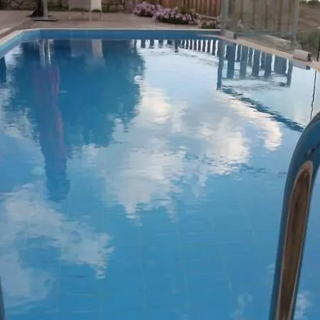 Hotel apartamentowy Ionion Fos Nikiana