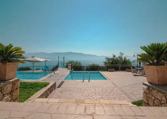 Apart-hotel Ionion Fos 4*